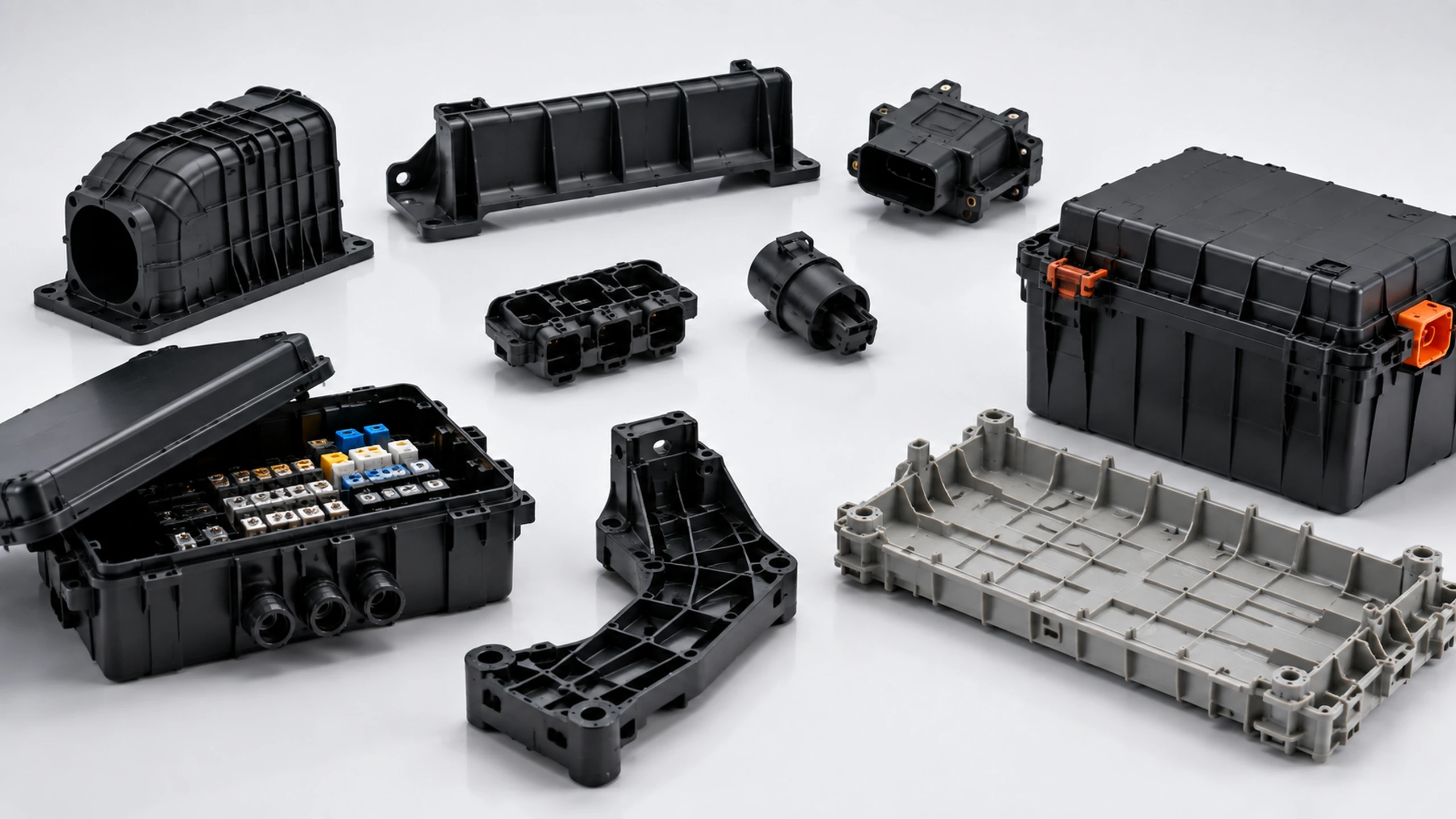 Flame retardant PP molded components for electrical, battery, automotive and industrial applications